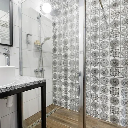 Διαμέρισμα Chic - Cozy And Stylish - Center - Kosciuszki 28 *